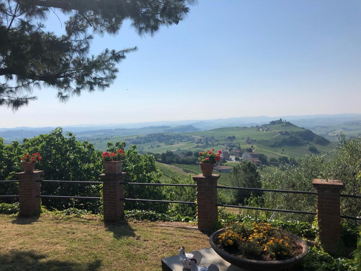 Cascina San Michele Bed and Breakfast Costigliole d'Asti Exteriör bild